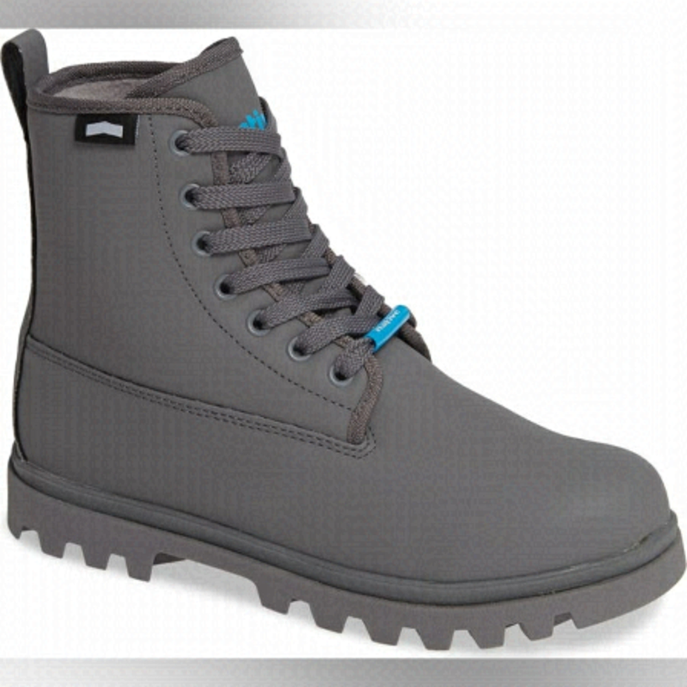 HP. Native Johnny Treklite Water Repellent Unisex Boot.